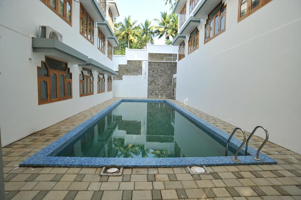 Indraprastha Beach Resort Varkala Esterno foto